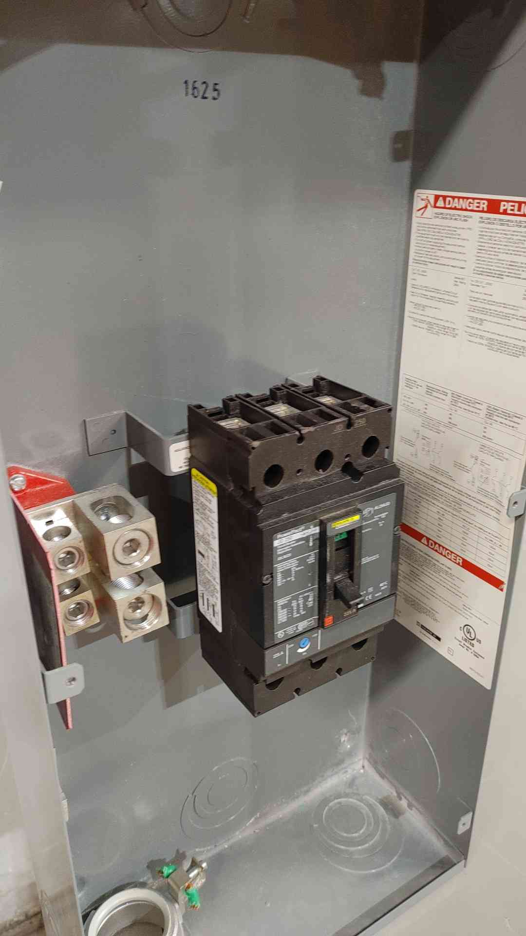 Square D 225A Enclosed Circuit Breaker Interruptor JD250 (SKU: 112464)