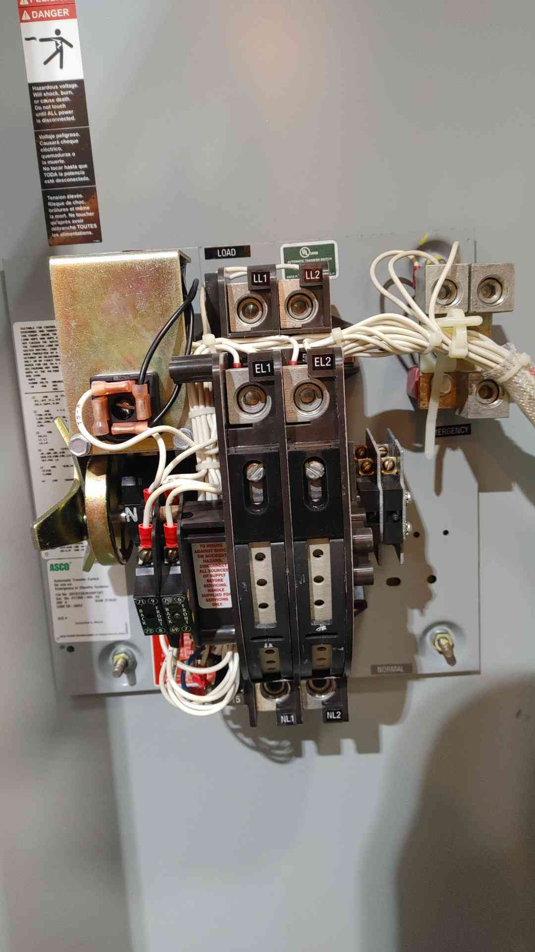 NEW 200A ASCO 7000 Series 240V 1PH Transfer Switch D07ATSA20200F5XC ATS (SKU: 112538)