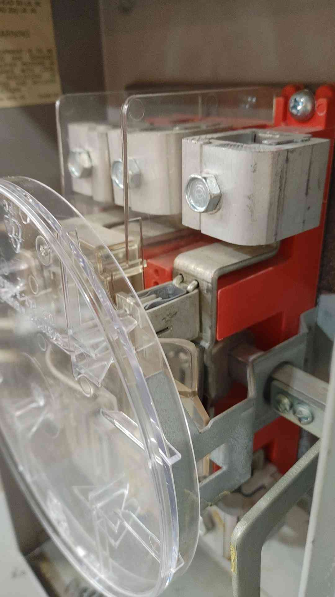 Milbank 200A 600V Single-Position Meter Socket(SKU: 112687)