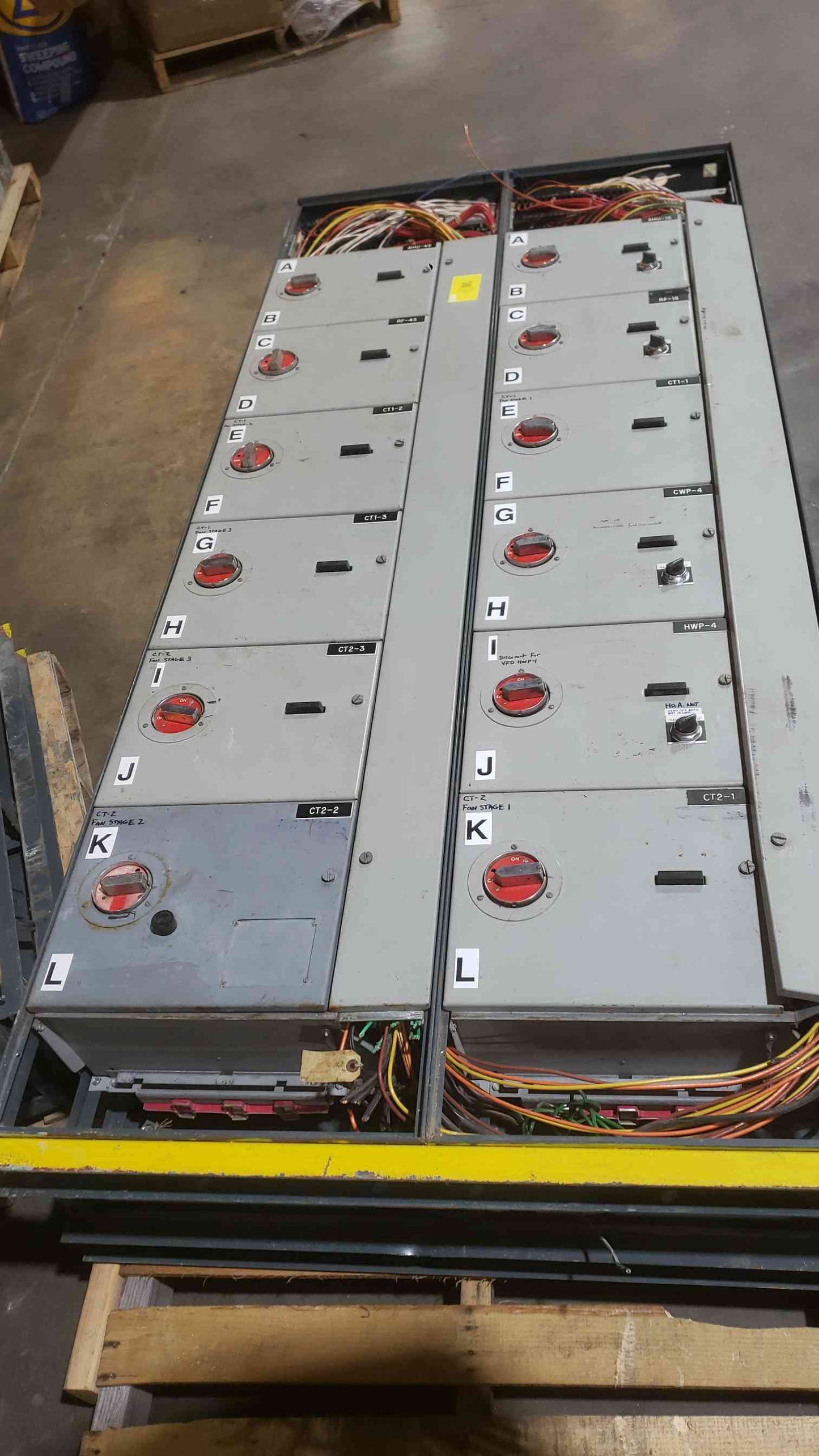 GE 4 Section 600A 480V 7700 Line Control Center (SKU: 112662)