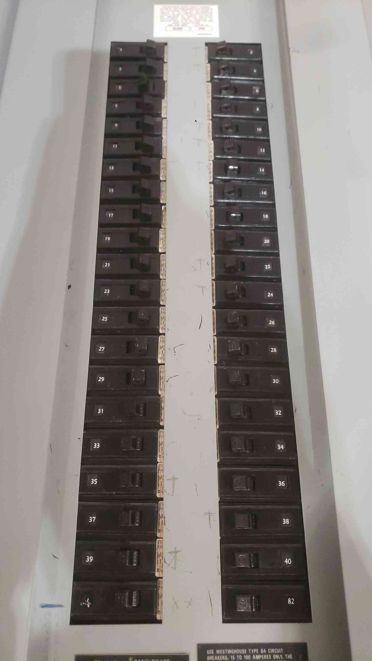Westinghouse 225A 120/208V 3-Phase 4-Wire 42-Circuit Panelboard B10B42CKT with BA Breakers & Main (SKU: 112720)