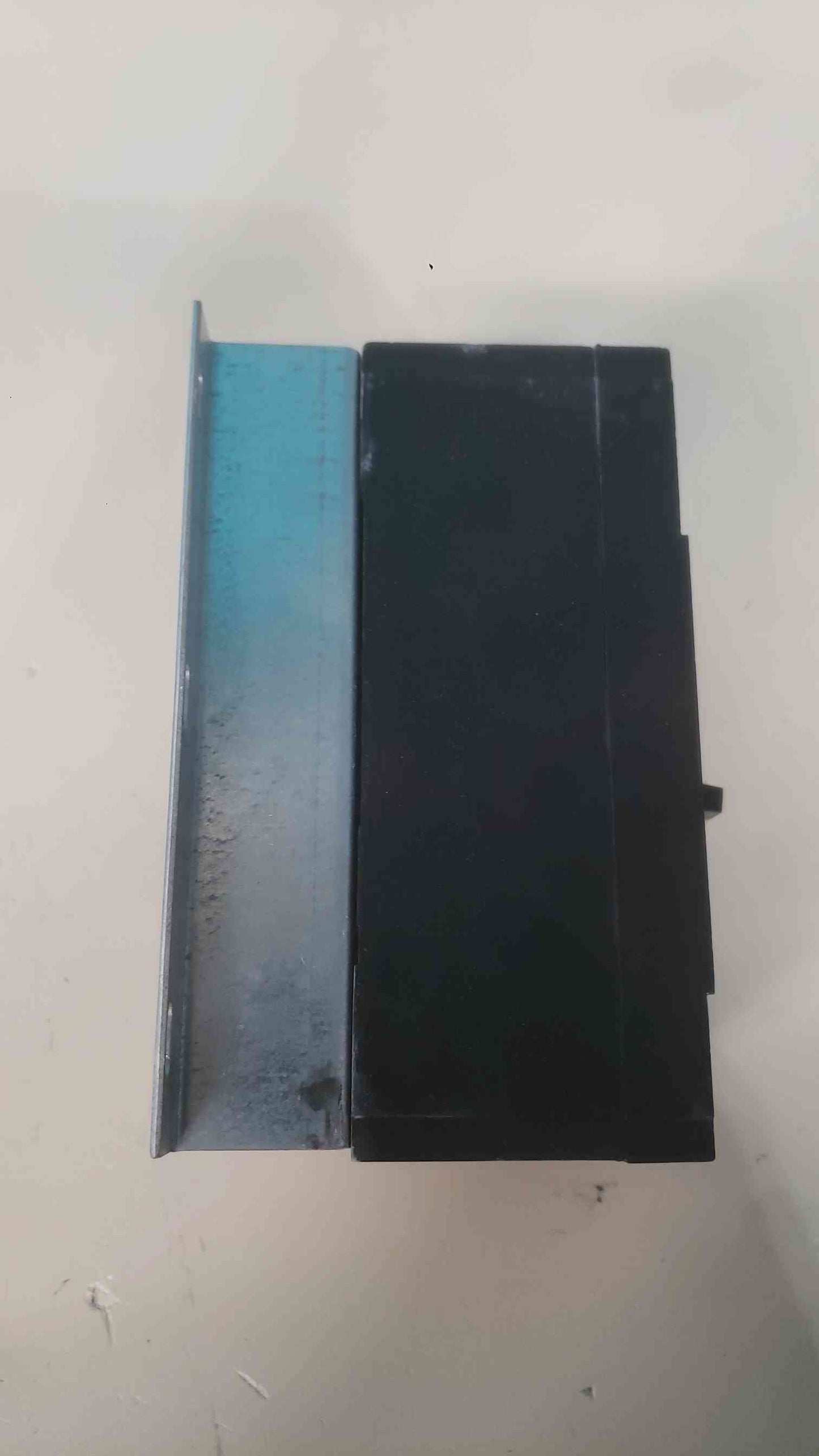 GE TQD32200 3-Pole Circuit Breaker 200A 240V 10kAIC Thermal Magnetic Bolt-On (SKU: 113119)