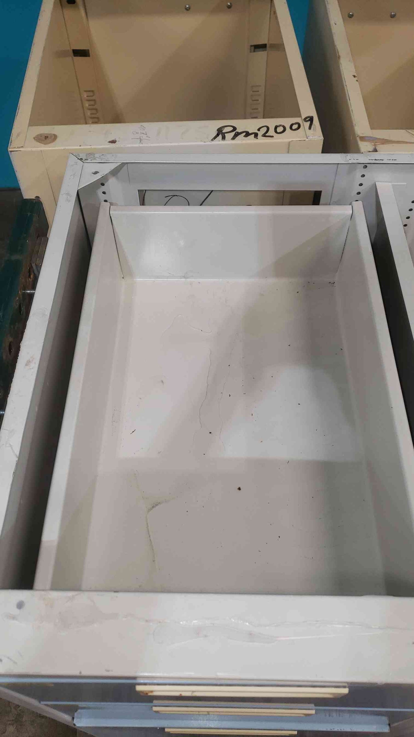 30" 4 Drawer 1 Door Recessed Casework(S6LLST9803)