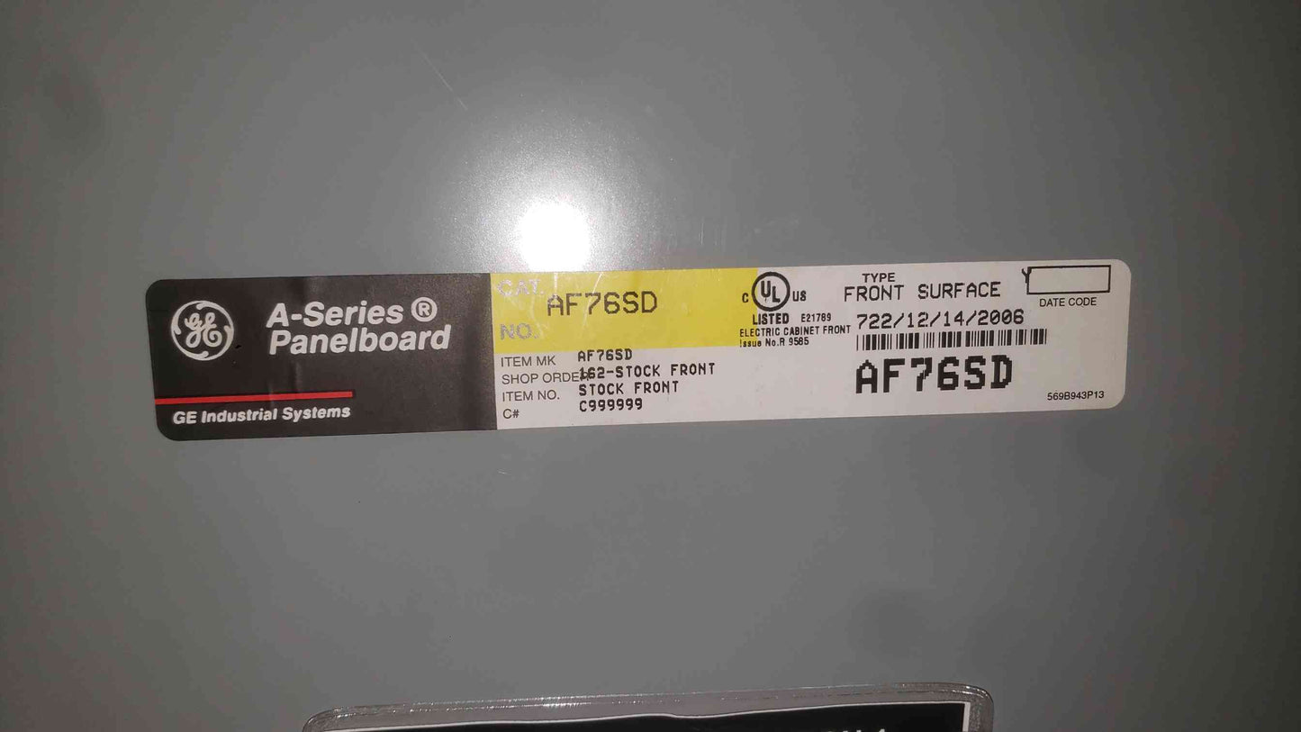 GE 400A 120/208V 3PH 4W Panelboard Enclosure