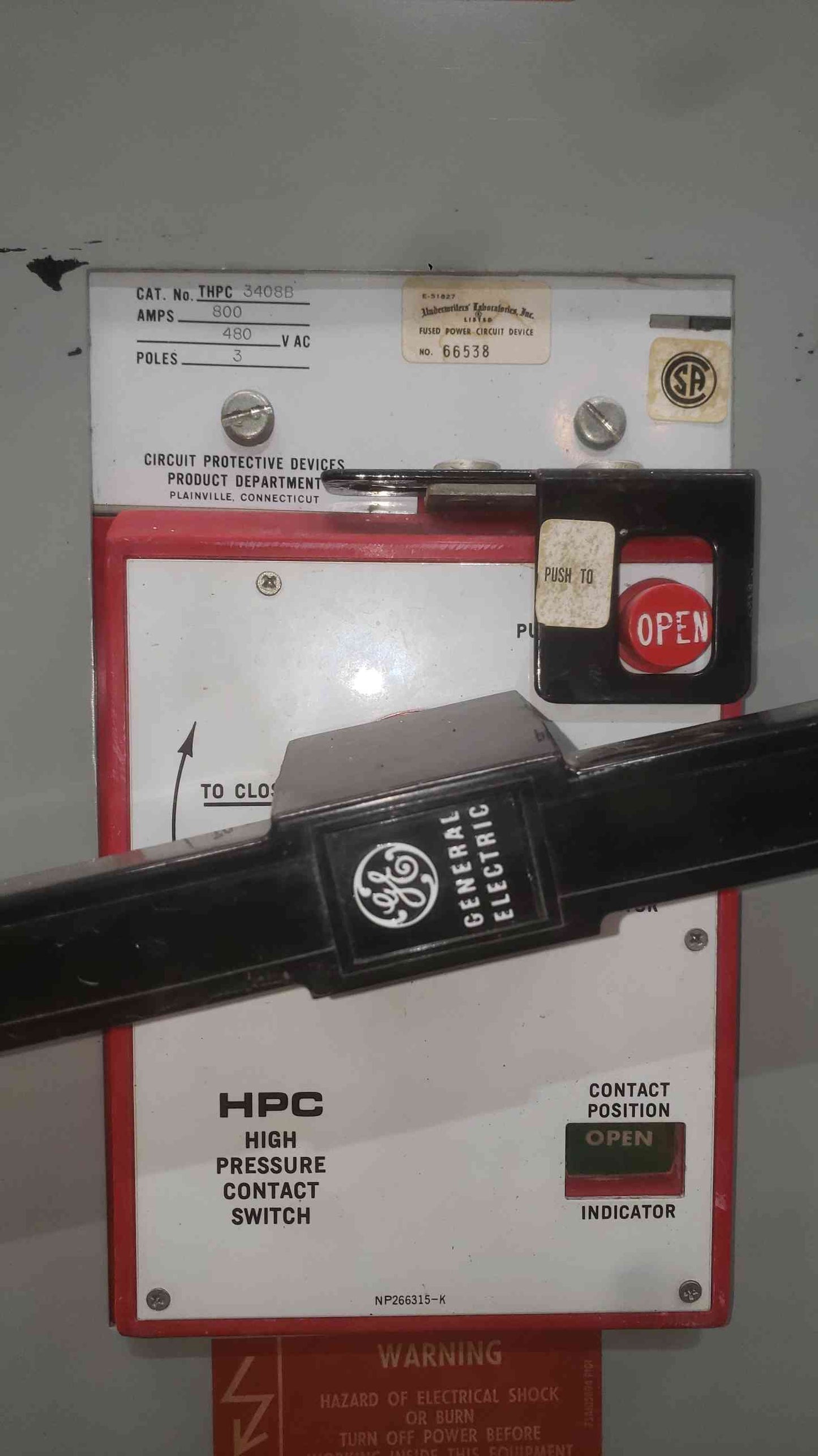 GE AV-Line 1600A Switchboard Lineup 3PH 480V/208V with 500kVA Transformer Breakers