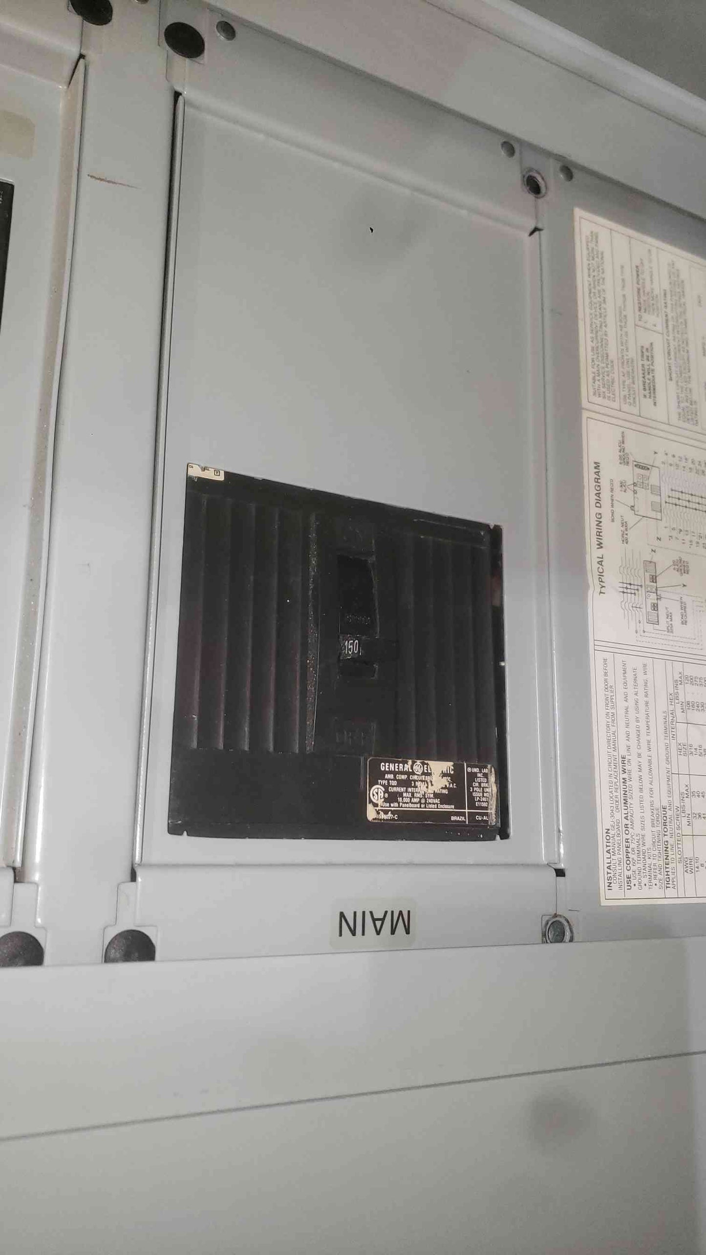 GE 150A Main Breaker Panelboard 208Y/120V 3 Phase 42 Circuit Panel Enclosure Loaded