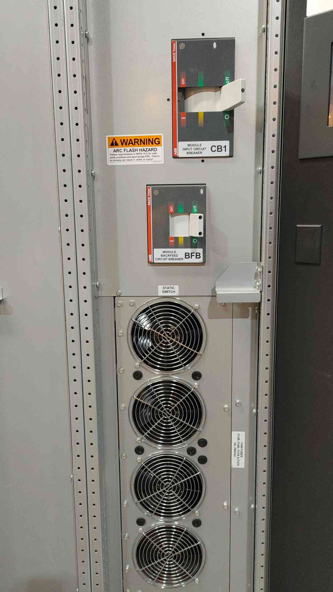 Liebert NX 400kVA 400kW 3 Phase Online Double Conversion UPS 480V 38SA400AAAVA685