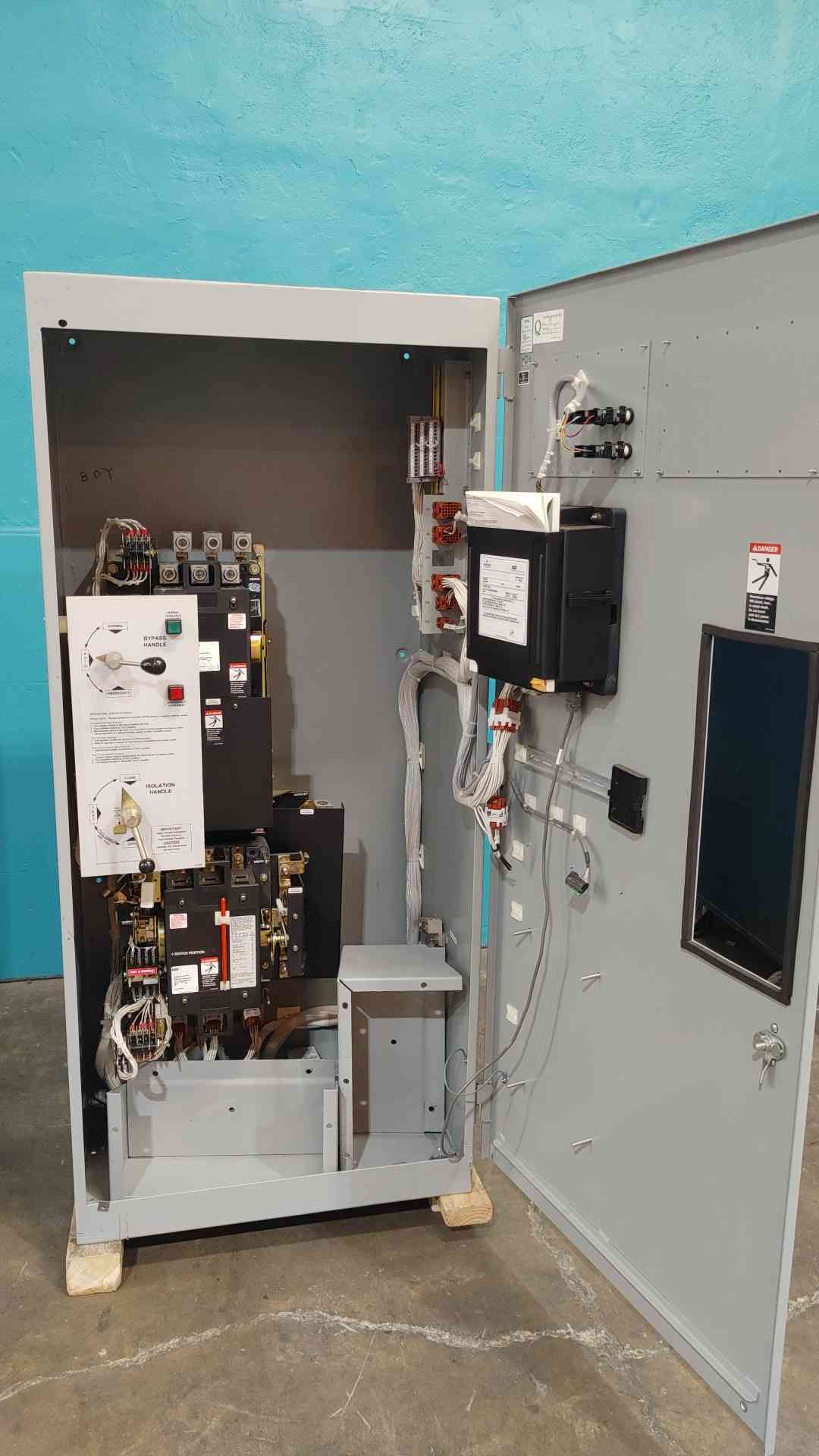 ASCO 7000 Series 260A 480V 3PH Bypass Isolation Transfer Switch E07ATBC30260N5XC