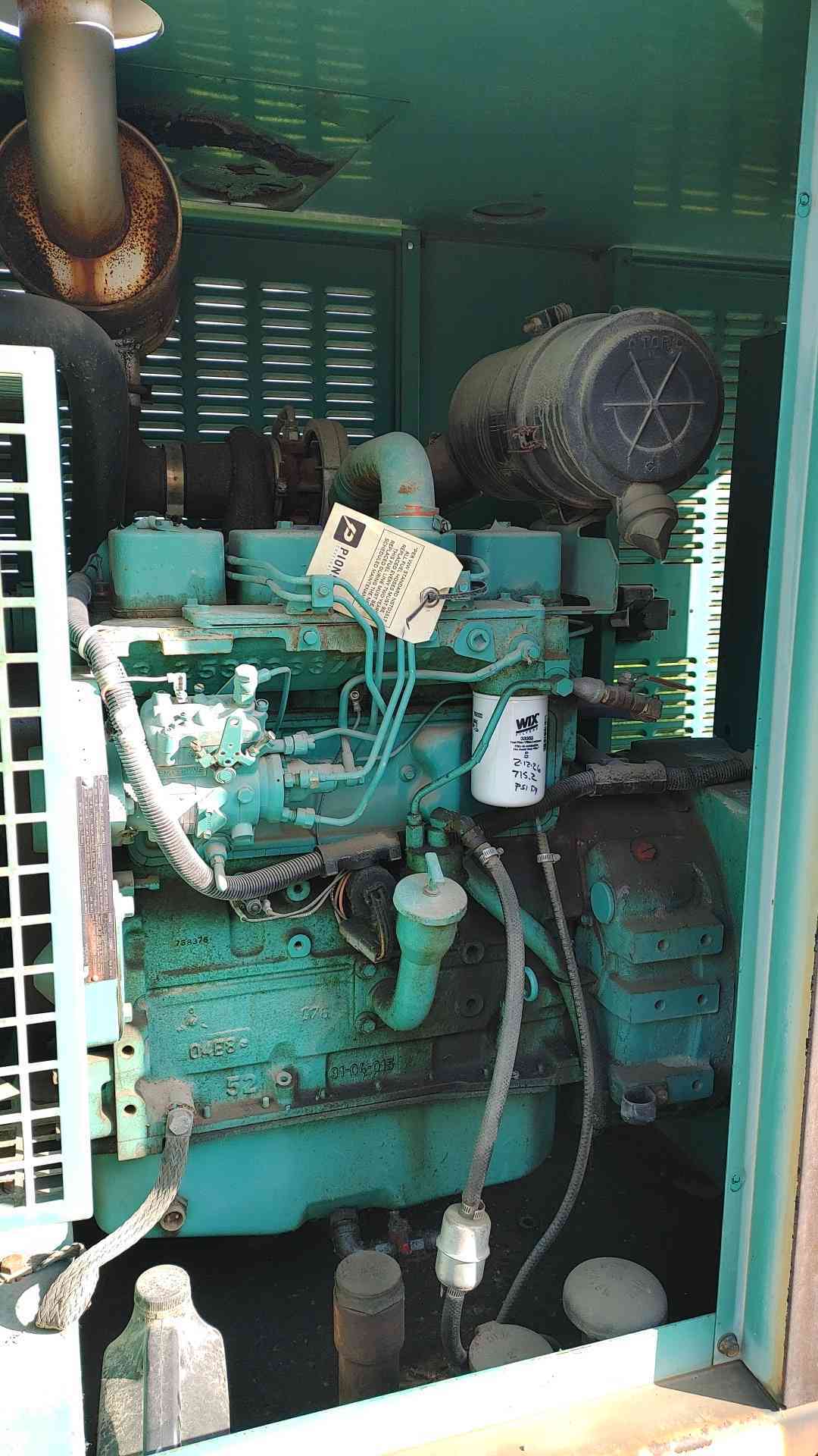 Cummins Onan 50DGCA 50 kW Diesel Generator 120/240V 277/480V Subbase Tank 742Hr