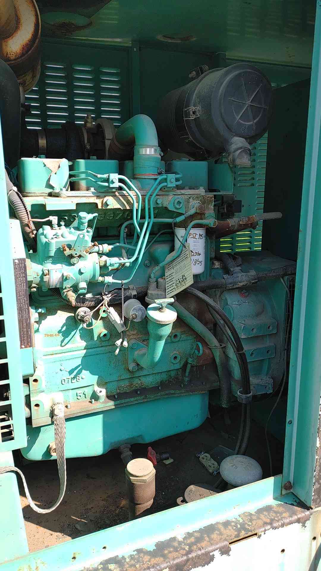 Cummins Onan 50DGCA 50 kW Diesel Generator 120/240V 277/480V 100Gal Tank 857Hr