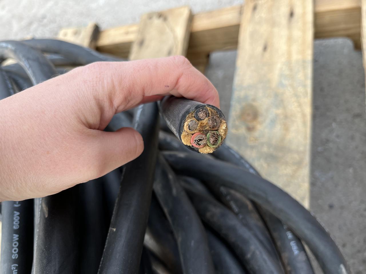 Cables, 2-50ft Cables w/ 5 Conductors, 8 AWG, up to 600V, 90 degrees Celsius