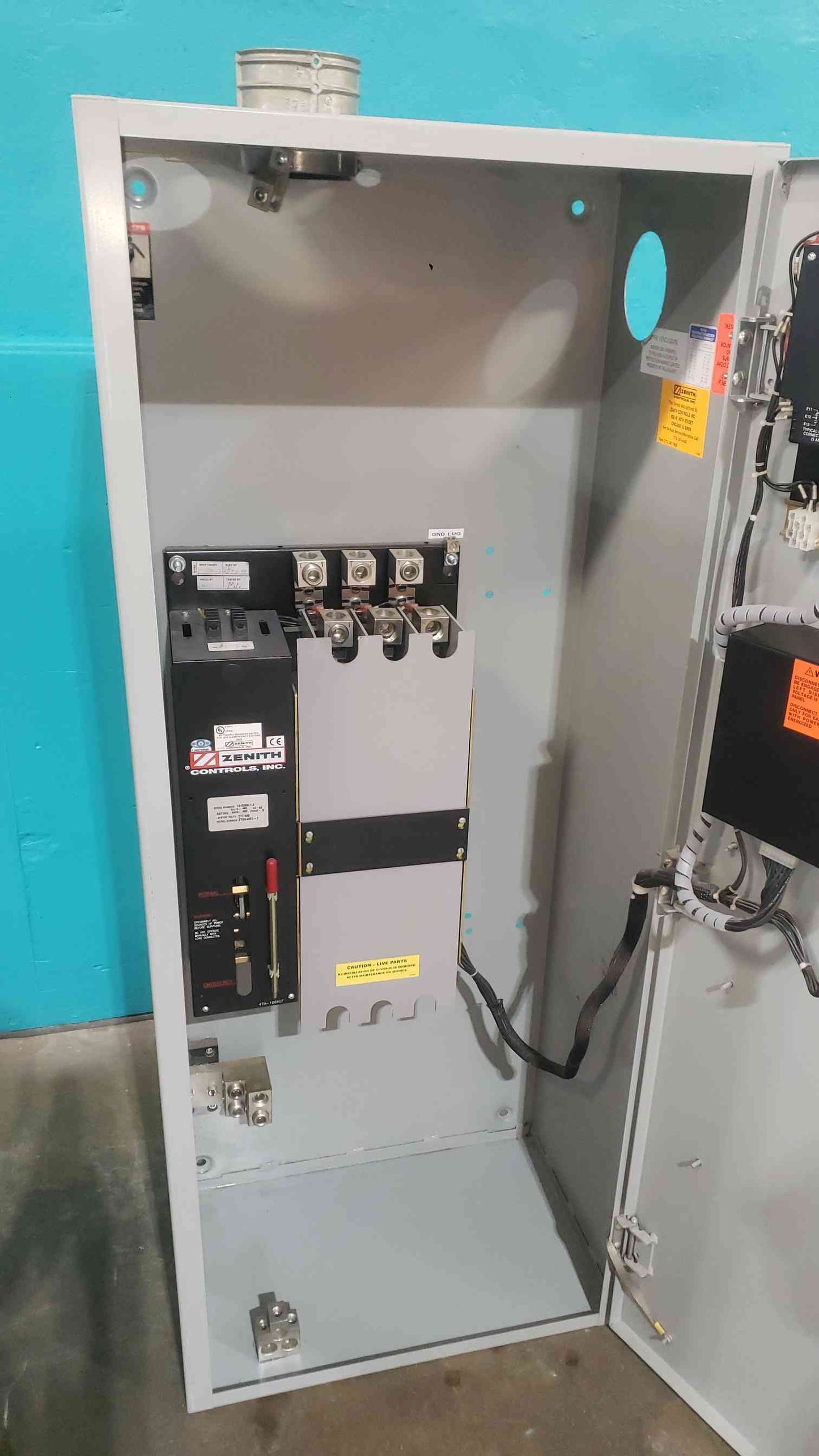 GE Zenith ZTG Series 400A 480V 3PH Automatic Transfer Switch ATS ZTGK40EC-7 (SKU: 112947)