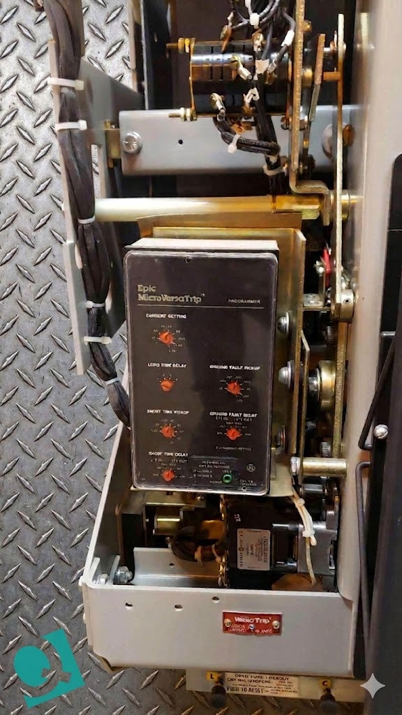 3200 GE Low Voltage Breaker AKR-8D-75-1 3200A MicroVersaTrip TR3253200 (SKU:14492AA)