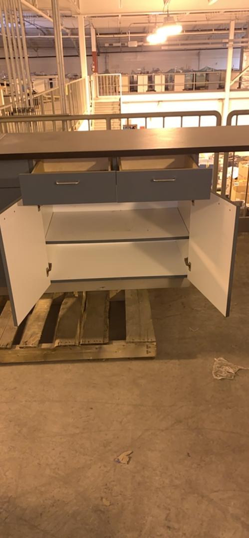 8" Lab Casework Laminate w/ Epoxy Top & Stainless Sink(S6LLST0522)