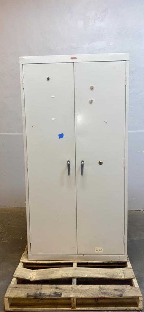36x18x72 Tall Metal Cabinet w/ Shelves(S6LLST4615)