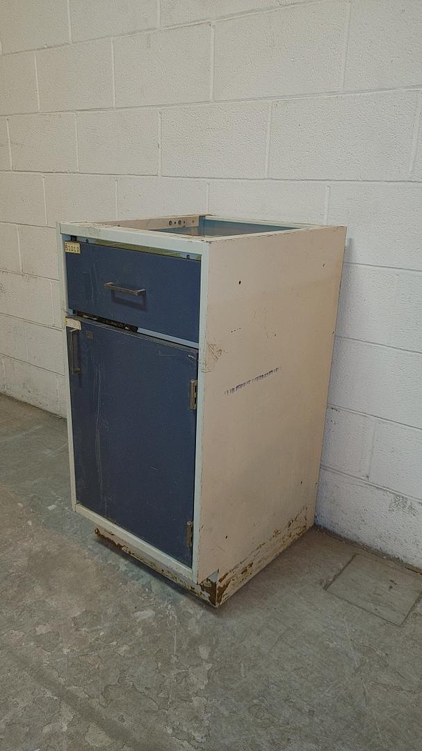 19" Hamilton 1 Door 1 Drawer Casework(S6LLST11781)
