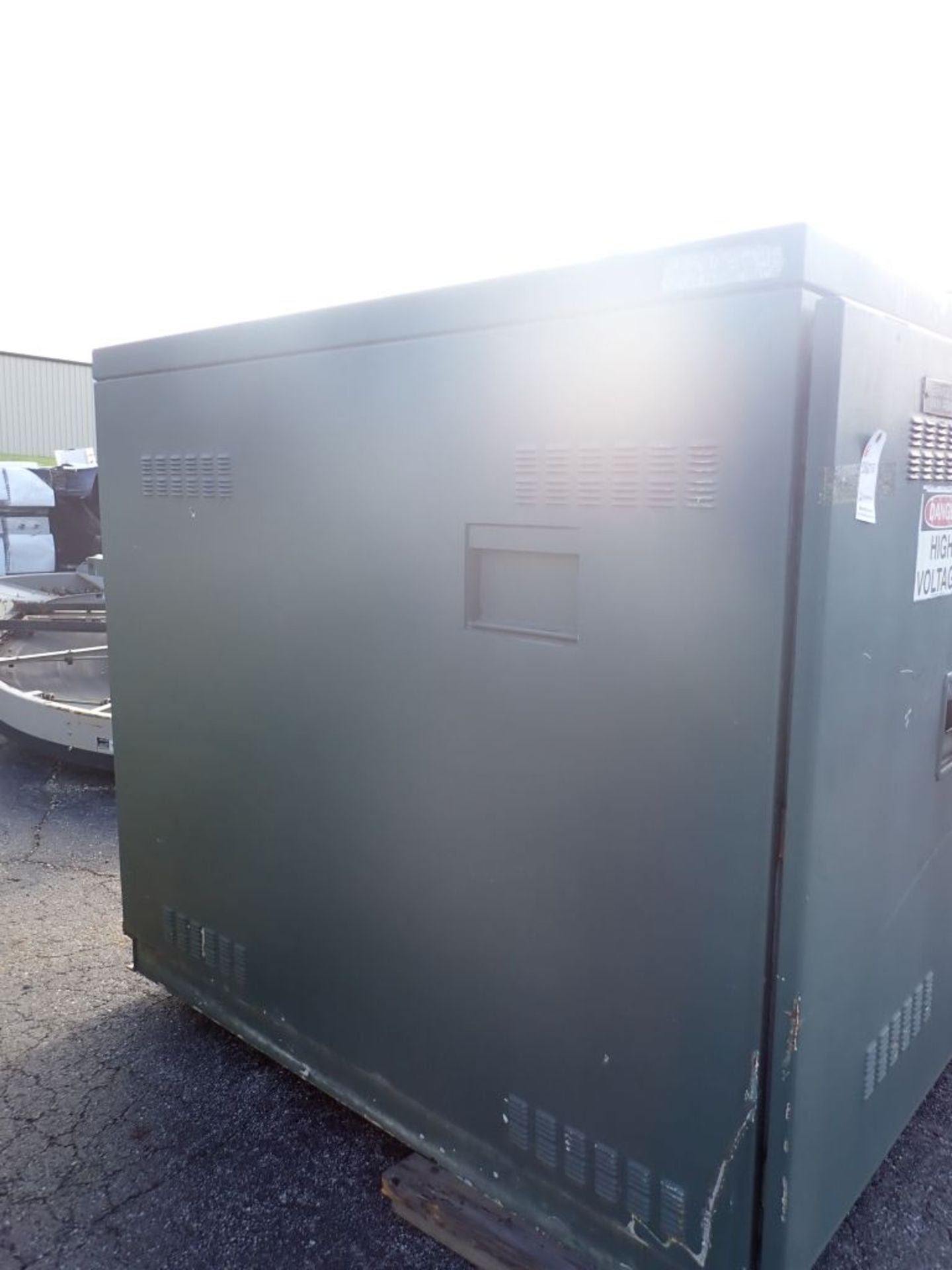 S&C 13.8KV Pad-Mount Switch Cat No. CD616912-5100, 13.8KV, 600A (SKU: 110105)
