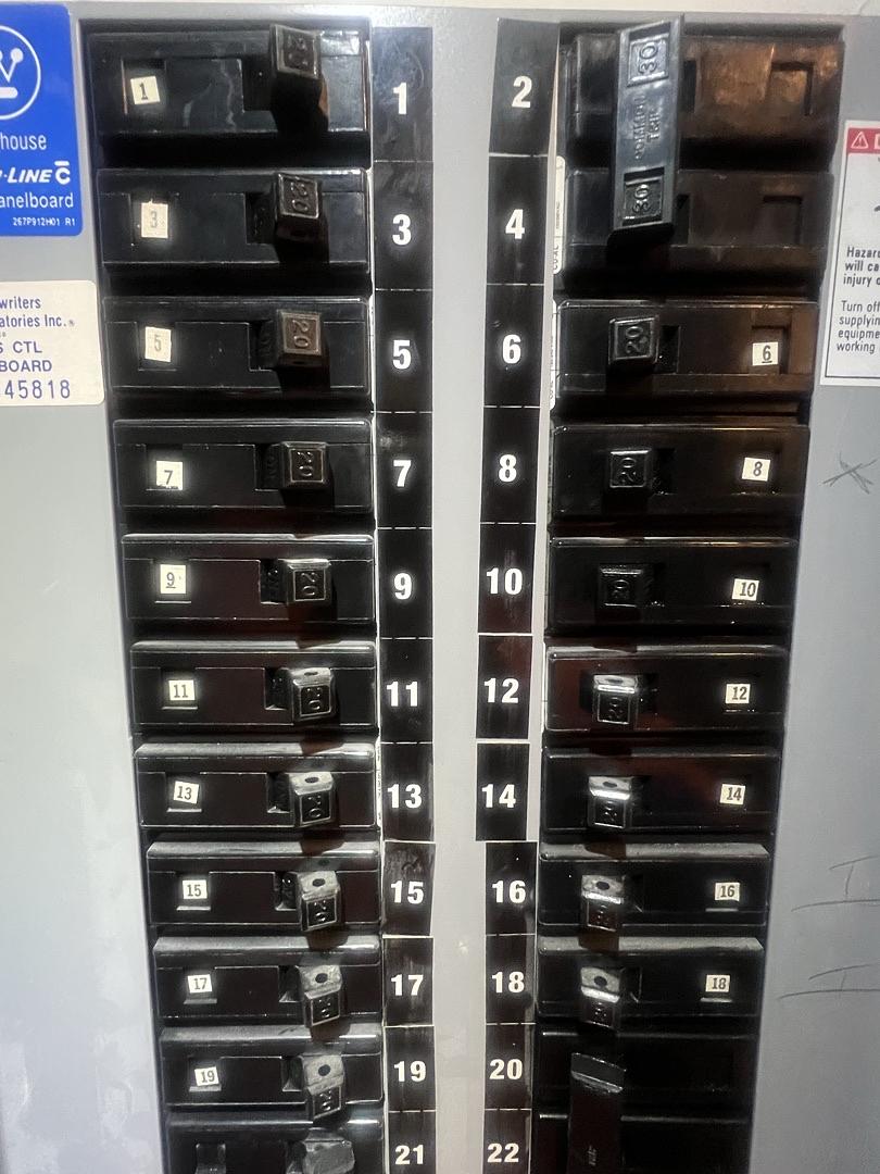 100A 120/208V 3PH PRL1 Panelboard 42 Circuit Neut. 100A W/ Main(S6LLST13266)