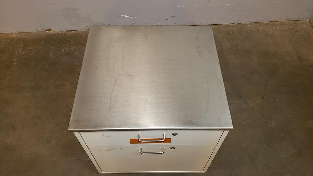 24" Fisher Hamilton 2 Drawer Rolling Casework W/ Stainless Top(S6LLST10033)