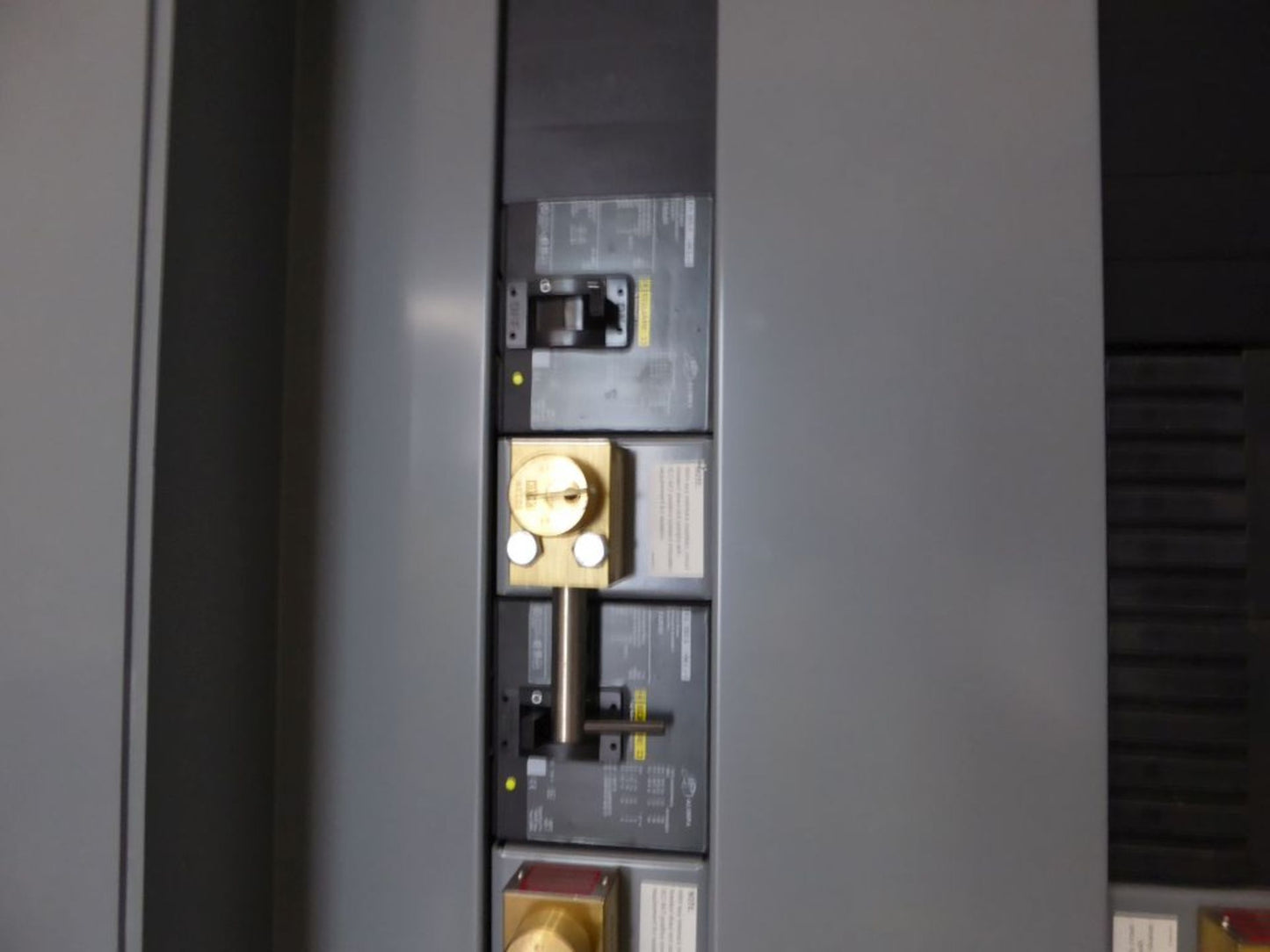 500A Square D I-Line Panelboard 208Y/120V w/ Main, Circuit Breakers, & Kirk Keys