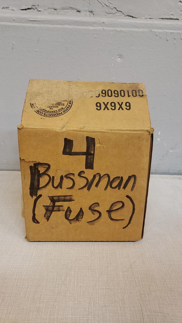 Lot of 7 Bussmann 630A Fuse 170M5720(S6LLST11224)