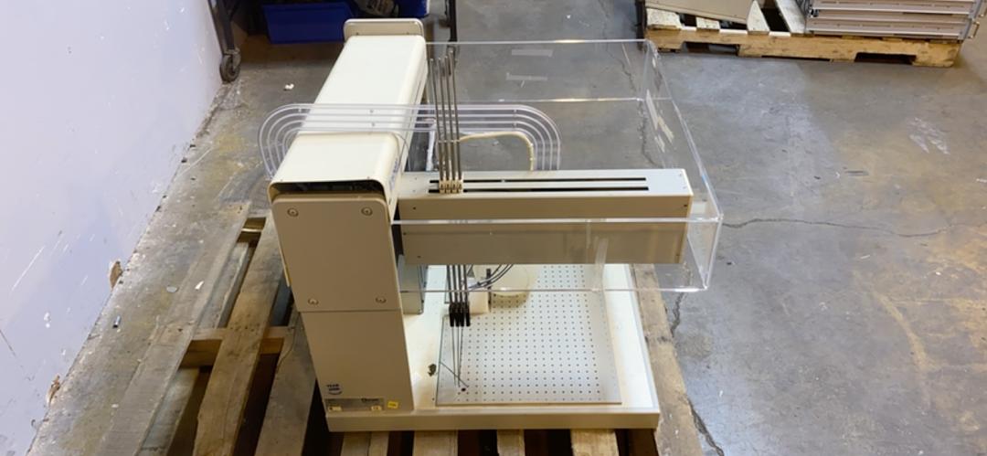 Packard MultiProbe 104 Robotic Liquid Handling System CR104D0(S6LLST5505)