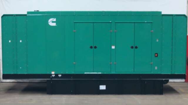New Cummins QSK23 750KW Tier 2 Diesel Generator Set - DPC1148