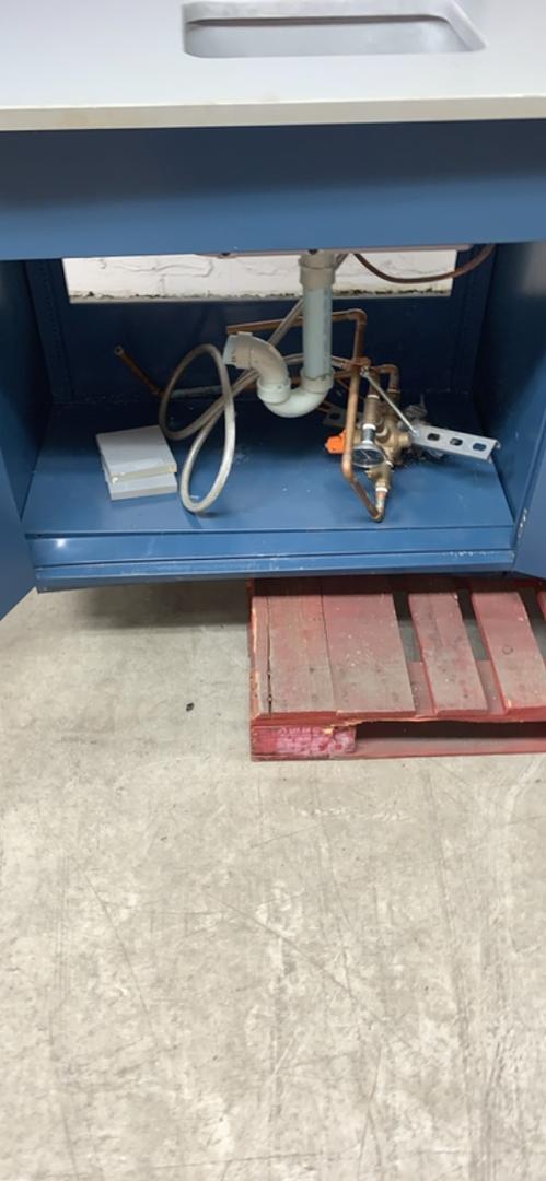 69"x30" Lab Casework w/ Sink Faucet & Eyewash Hamilton(S6LLST1666)