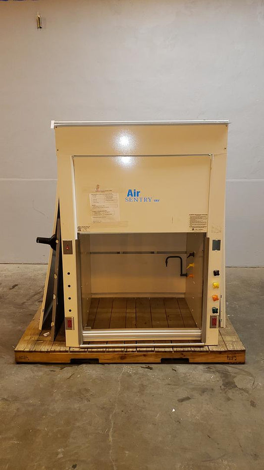 Lab Crafters Air Sentry VAV 4' Fume hood(S6LLST10394)