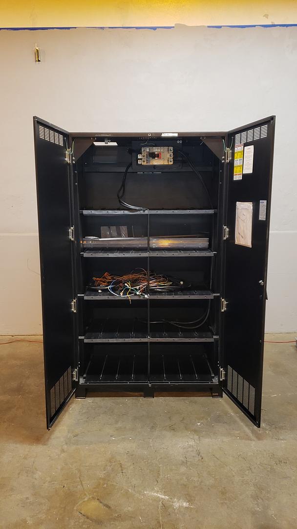 600A C&C POWER UPS BATTERY CABINET UBC75(S6LLST10808)