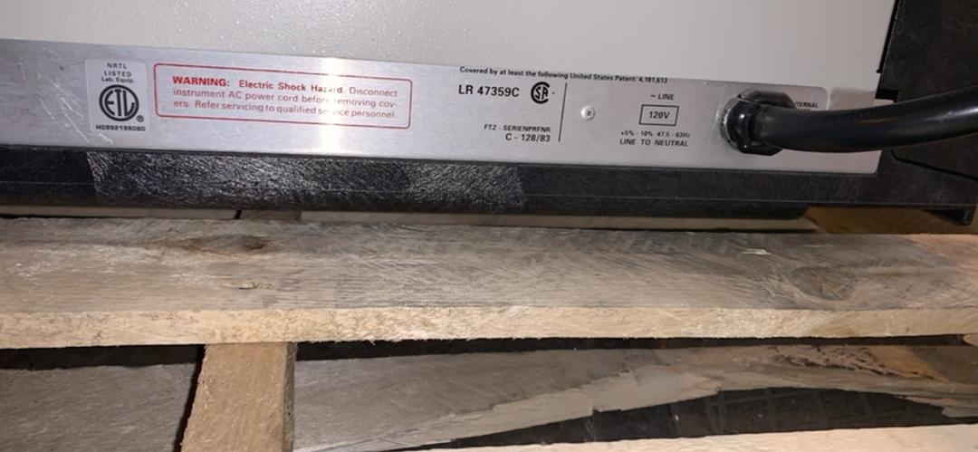 HEWLETT PACKARD 5890 Series II Plus Gas Chromatograph