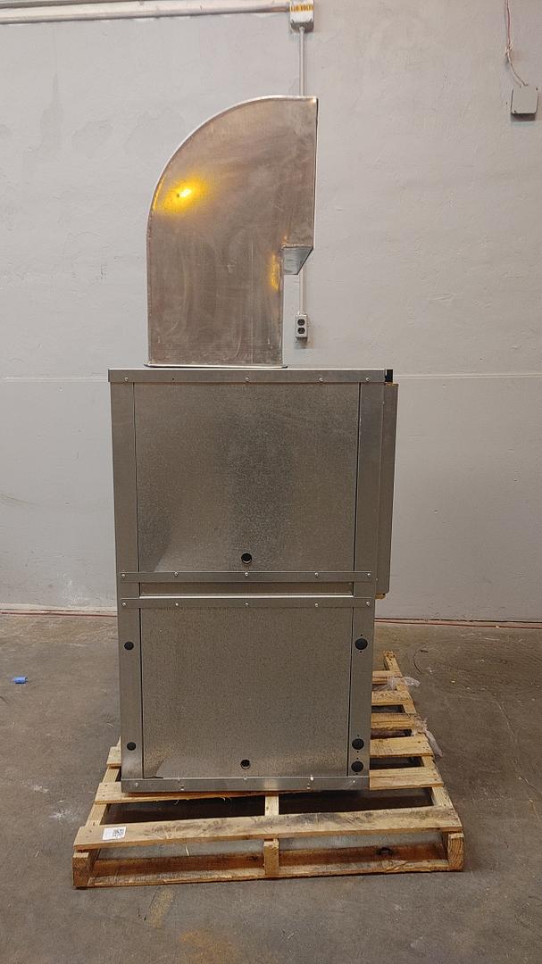 McQuay Air Conditioner 460v Upflow (S6LLST12809)