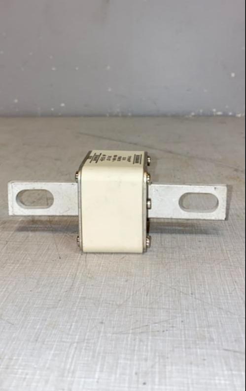 Lot of 2 Bussman Typower 170m5720 630A(S6LLST6732)