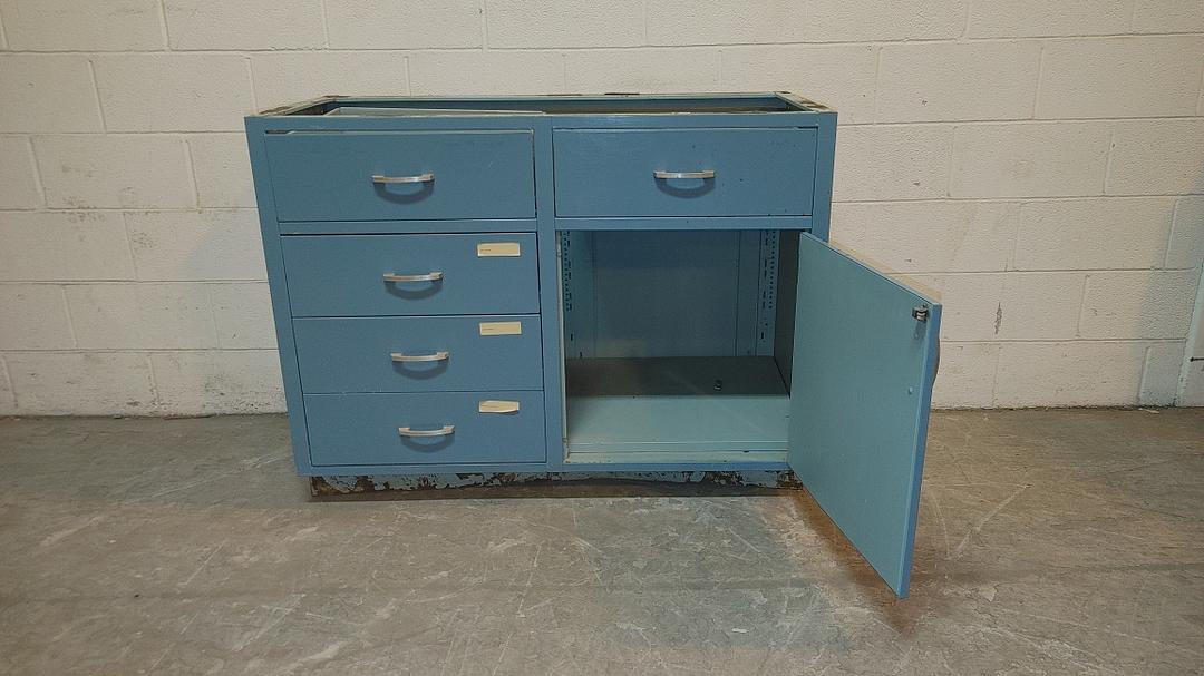 47" 5 Drawer 1 Door Duralab Casework S6LLST11788(S6LLST11788)