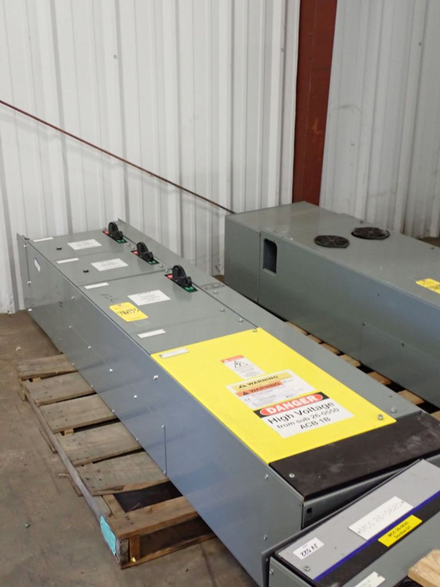 Allen-Bradley 1200A/300A MCC 1 Section w/ 3 Buckets