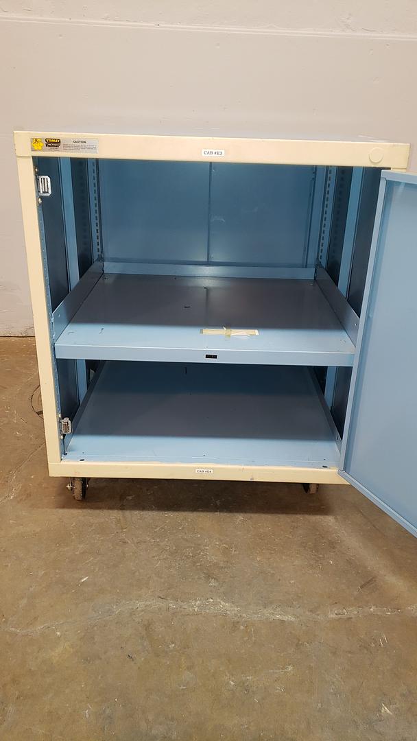 30" STANLEY Vidmar 1 Door Storage Cabinet(S6LLST10034)