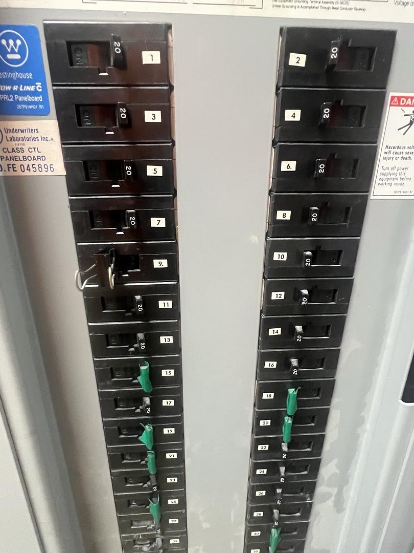 PRL2 225A 480/208V Panelboard W/ Main 42 Circuit Neut. 400A (S6LLST13230)