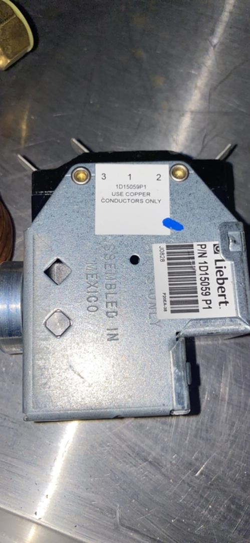 *Pickup Only* Emerson SW PRES LOW 15/35PSI(S6LLST4556)