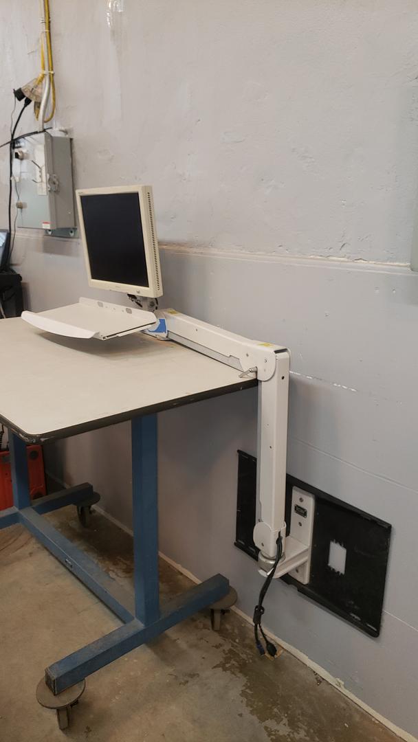 Monitor & Wall Mount Brilliance 180P2 Philips(S6LLST8835)