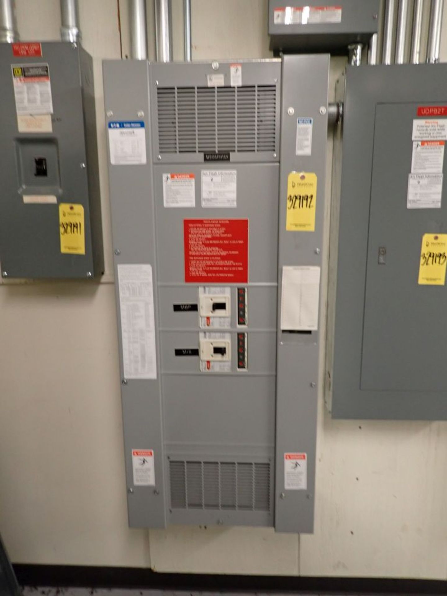 Eaton/Cutler Hammer MBP Pow-R-Line 400A Panelboard 480Y/277V Maintenance Bypass