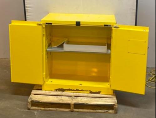 JAMCO 22 Gallon Flammable Storage Cabinet 35" Lab Casework
