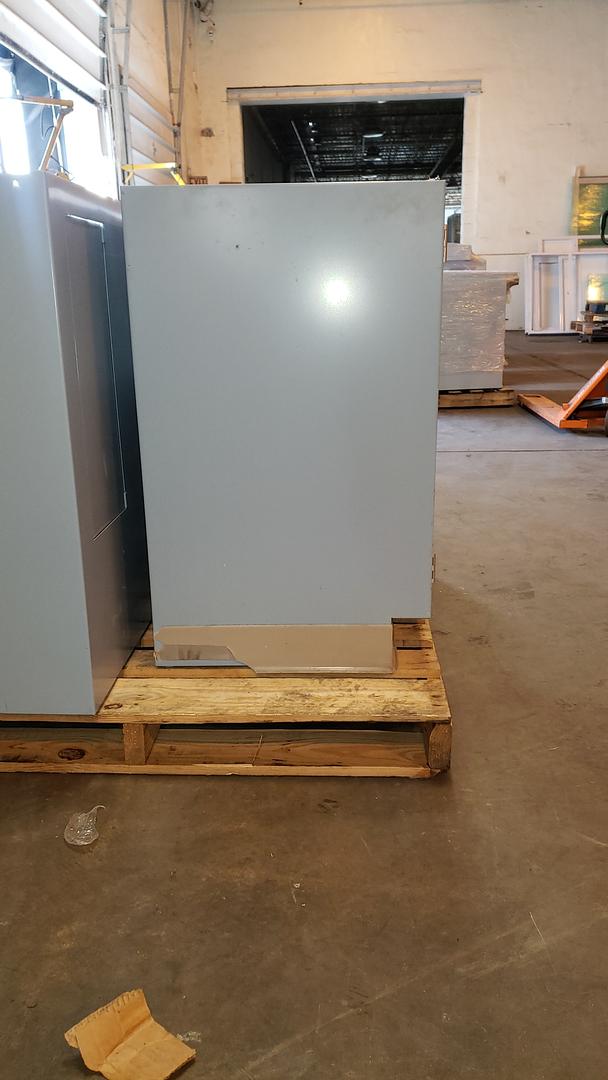 30" Hamilton 2 Door Casework(S6LLST7402)