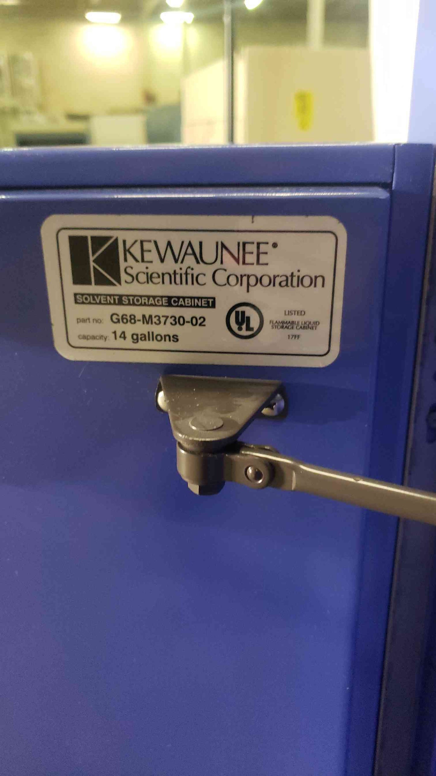 30x22x35 Kewaunee Flammable Cabinet(100147)