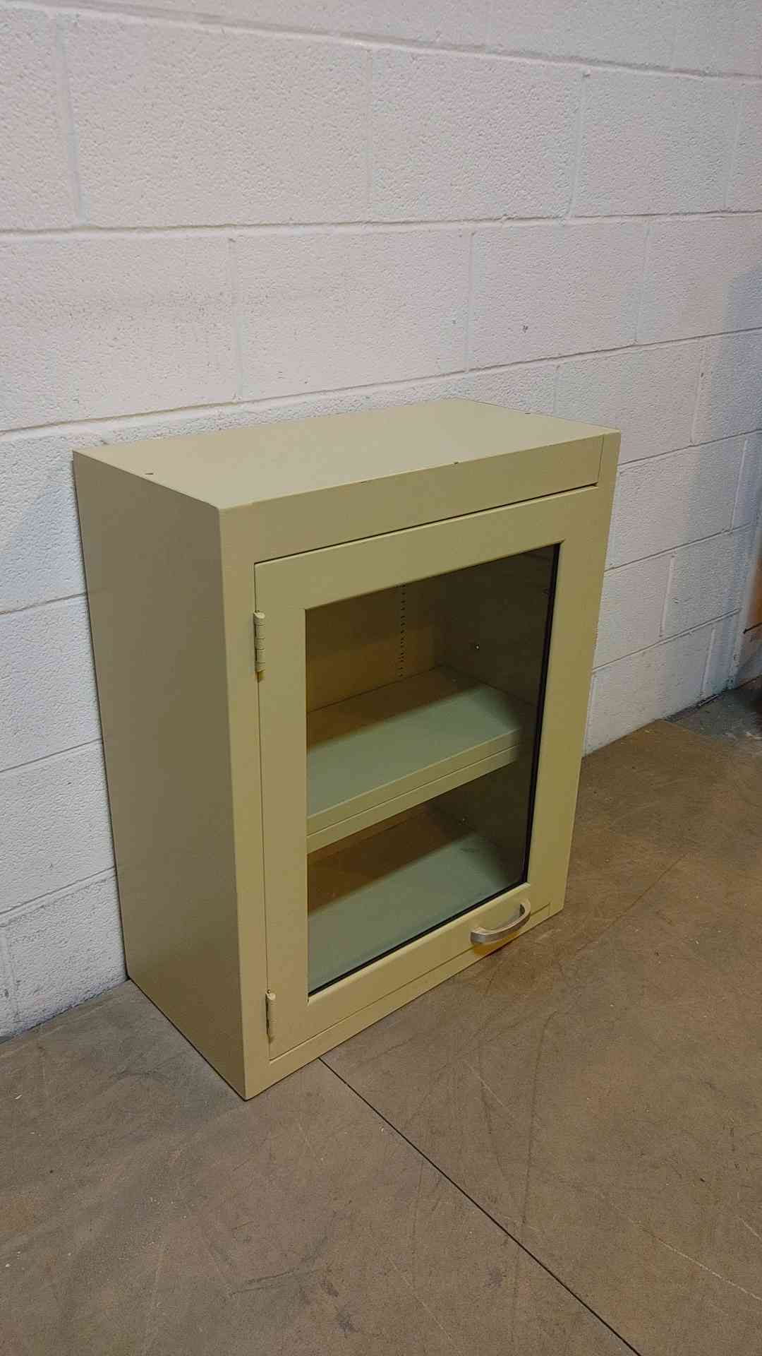 24" Overhead Duralab Cabinet (Q16617)(Q16617)