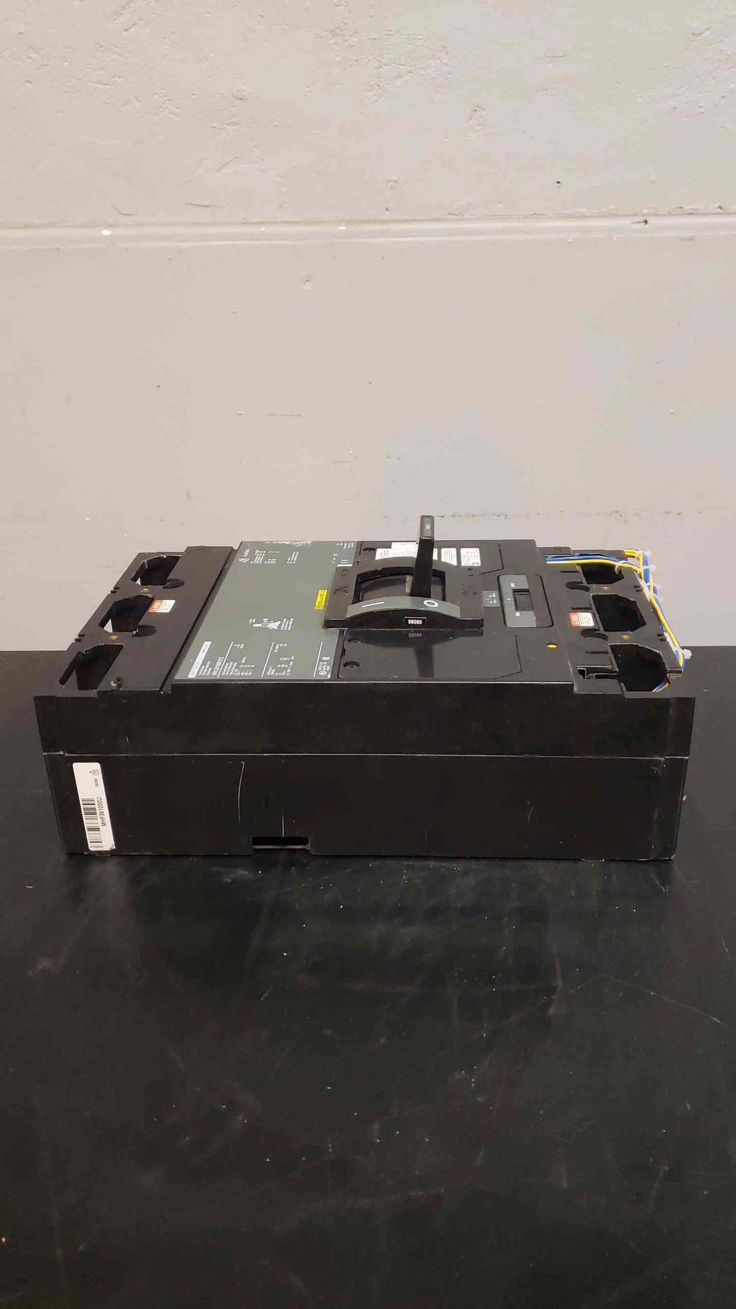 Square D 1000 Amp Breaker MH 1000 A MHL3610001212 (SKU: 2863AA)(2863AA)