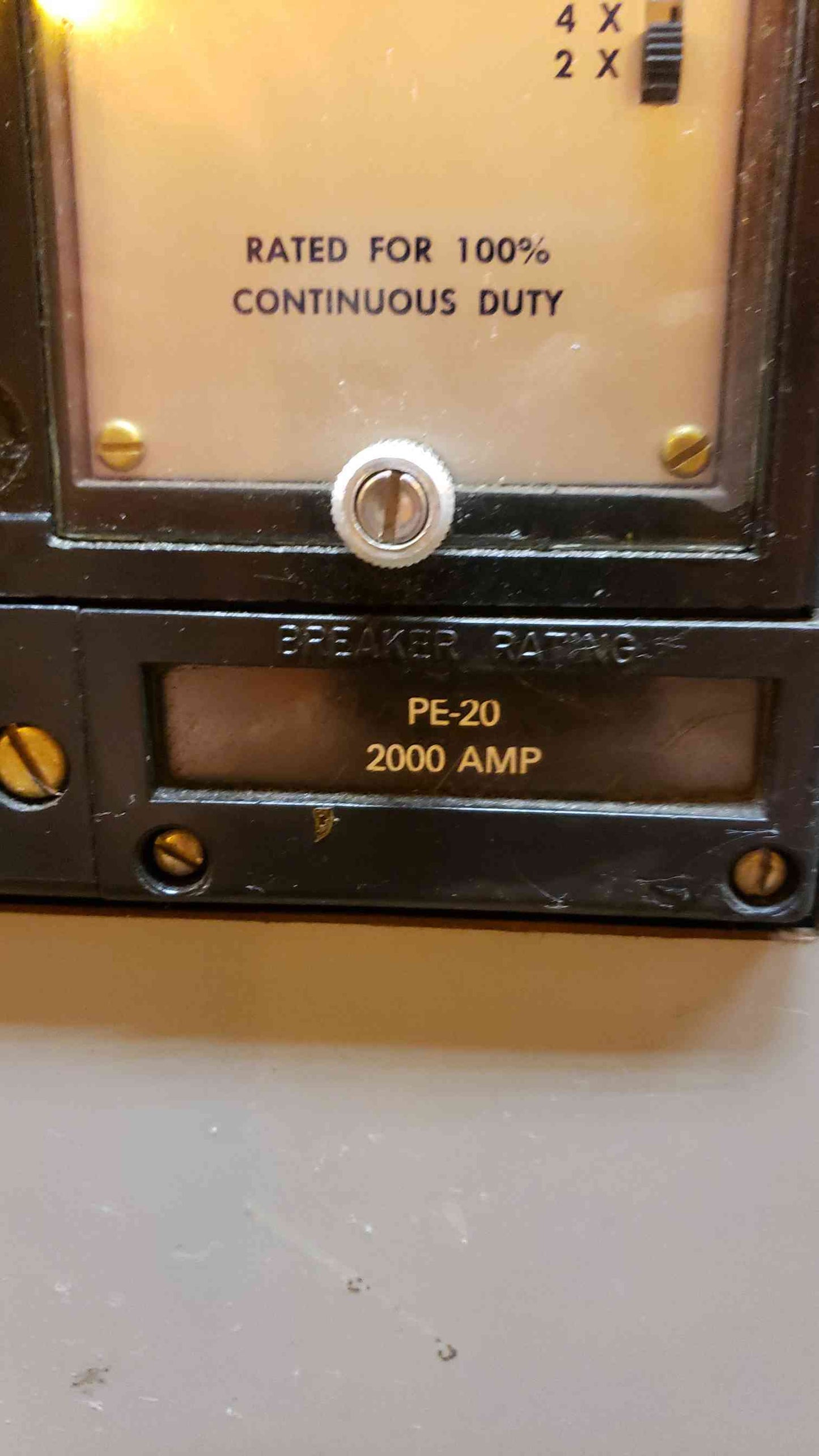 2000A PE-20 Square D 120/208v Switchgear I-Line Shut Off Disconnect D4(100244BDL)
