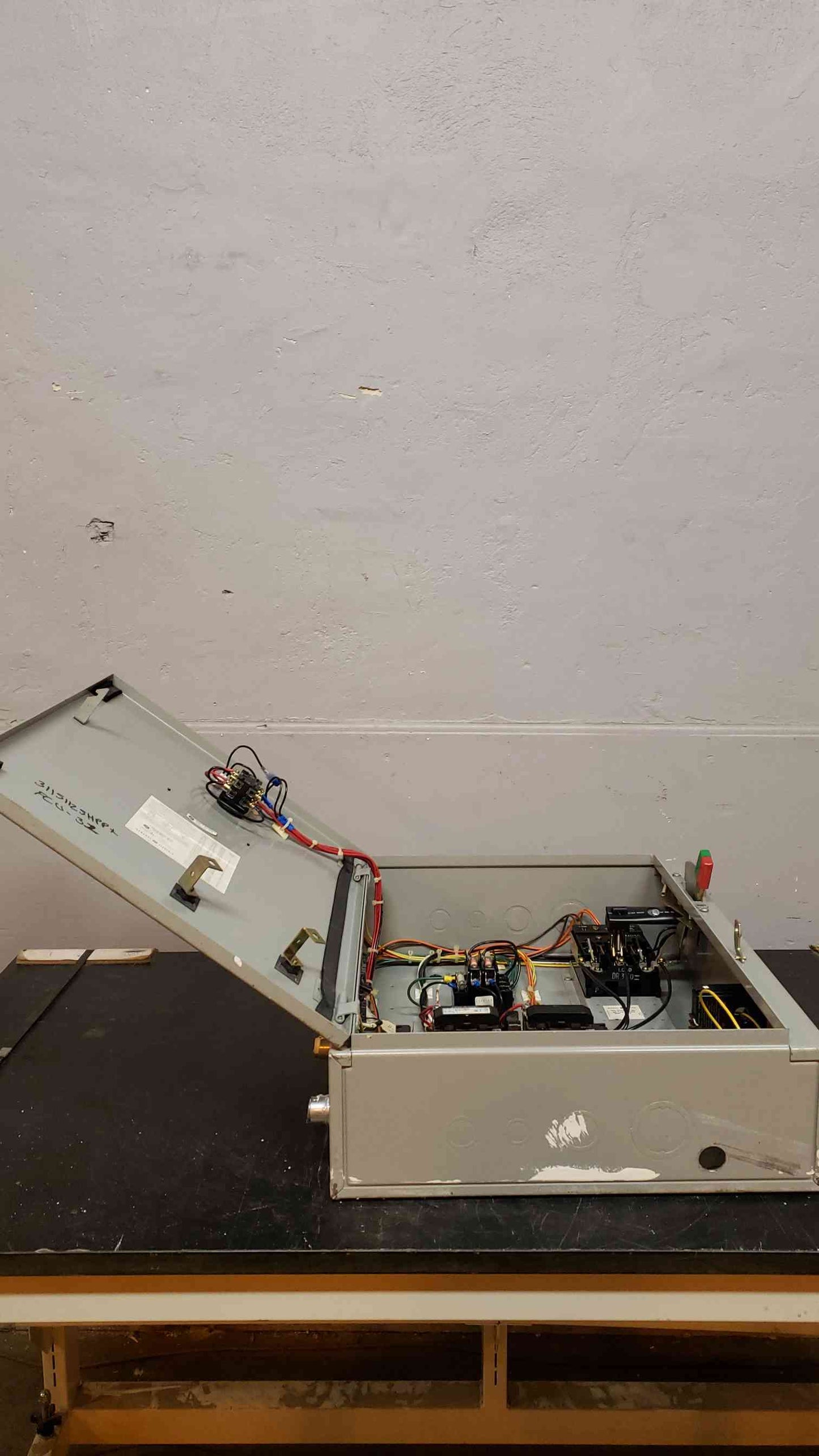 General Electric 300-Line Control Type 1 CR31151**AEA (SKU: 4958AA)(4958AA)