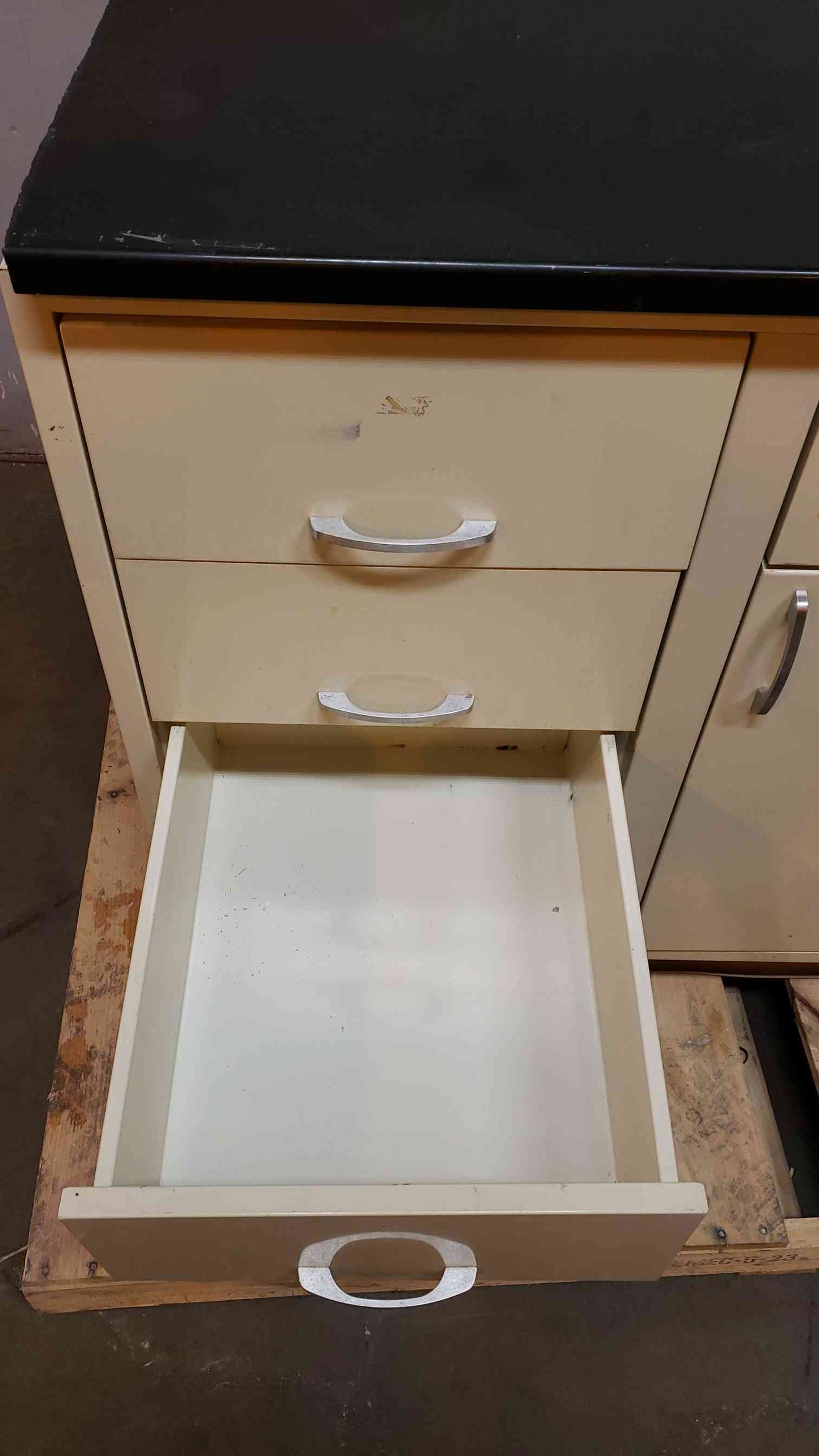 Kewaunee 3' Mixed Casework Base (SKU: 1493AA)(1493AA)