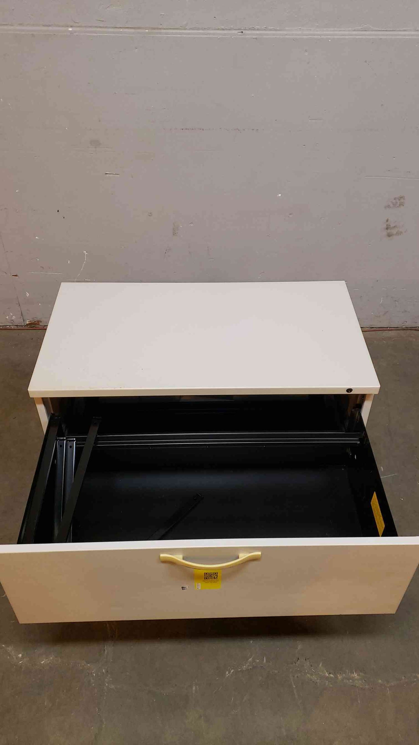 *Pickup Only* Gray 3' Two Tier Filing Cabinet (SKU: 1474AA)(1474AA)