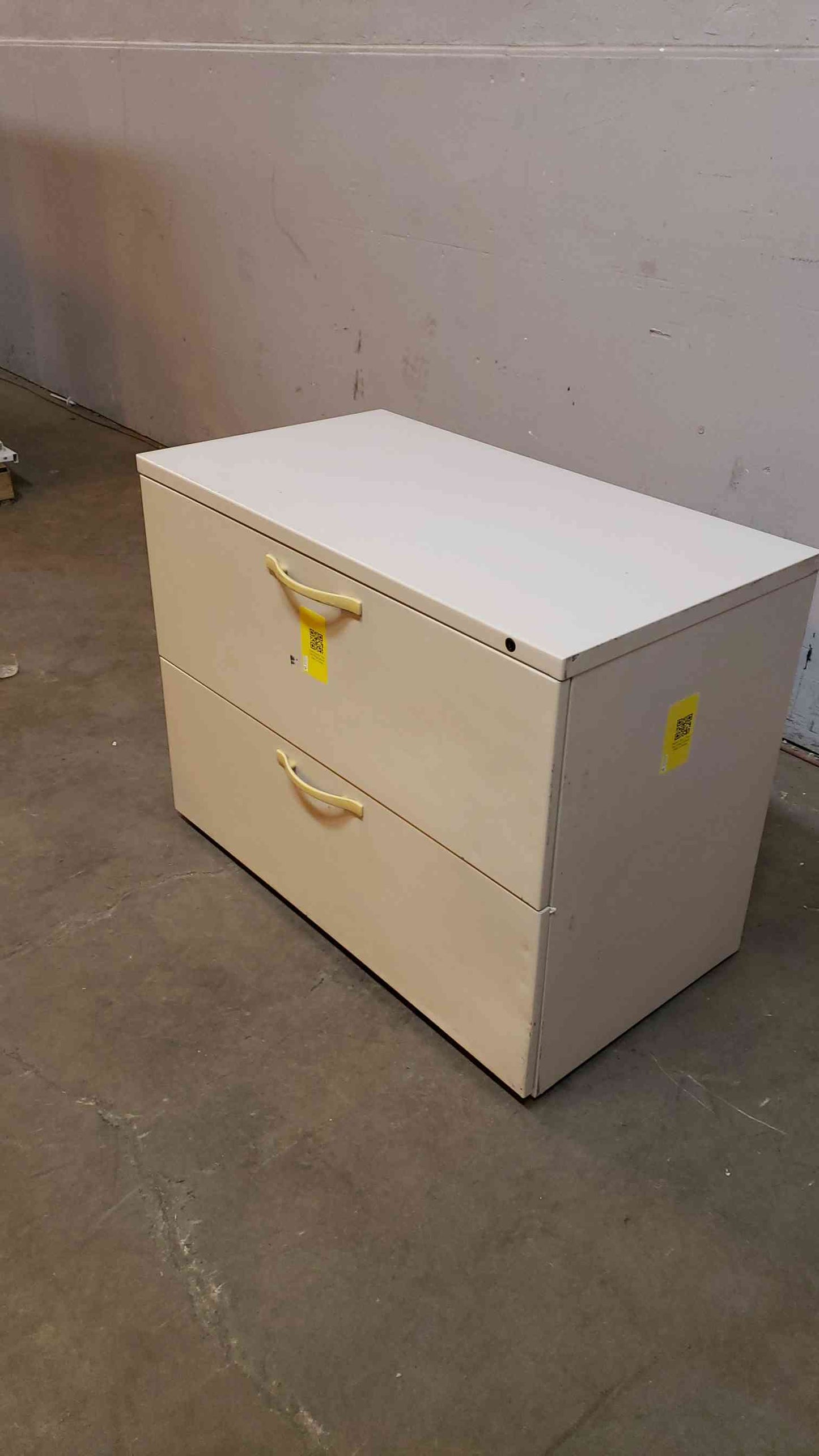 *Pickup Only* Gray 3' Two Tier Filing Cabinet (SKU: 1474AA)(1474AA)